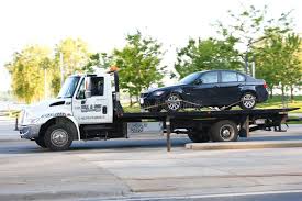 Vehicle Towing in Canada